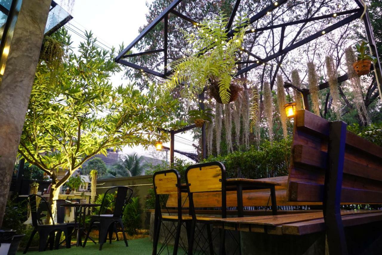 Tanwa Hotel Chiang Mai Exterior photo